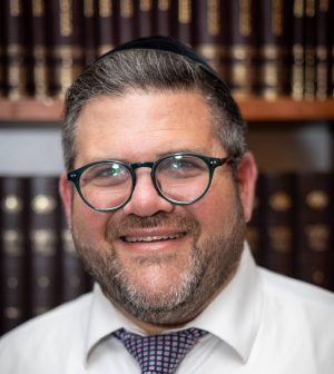 Yosef Topek