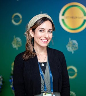 Ruthie Ayzenberg