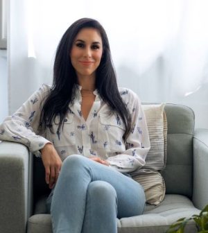 Carolynn Shalom